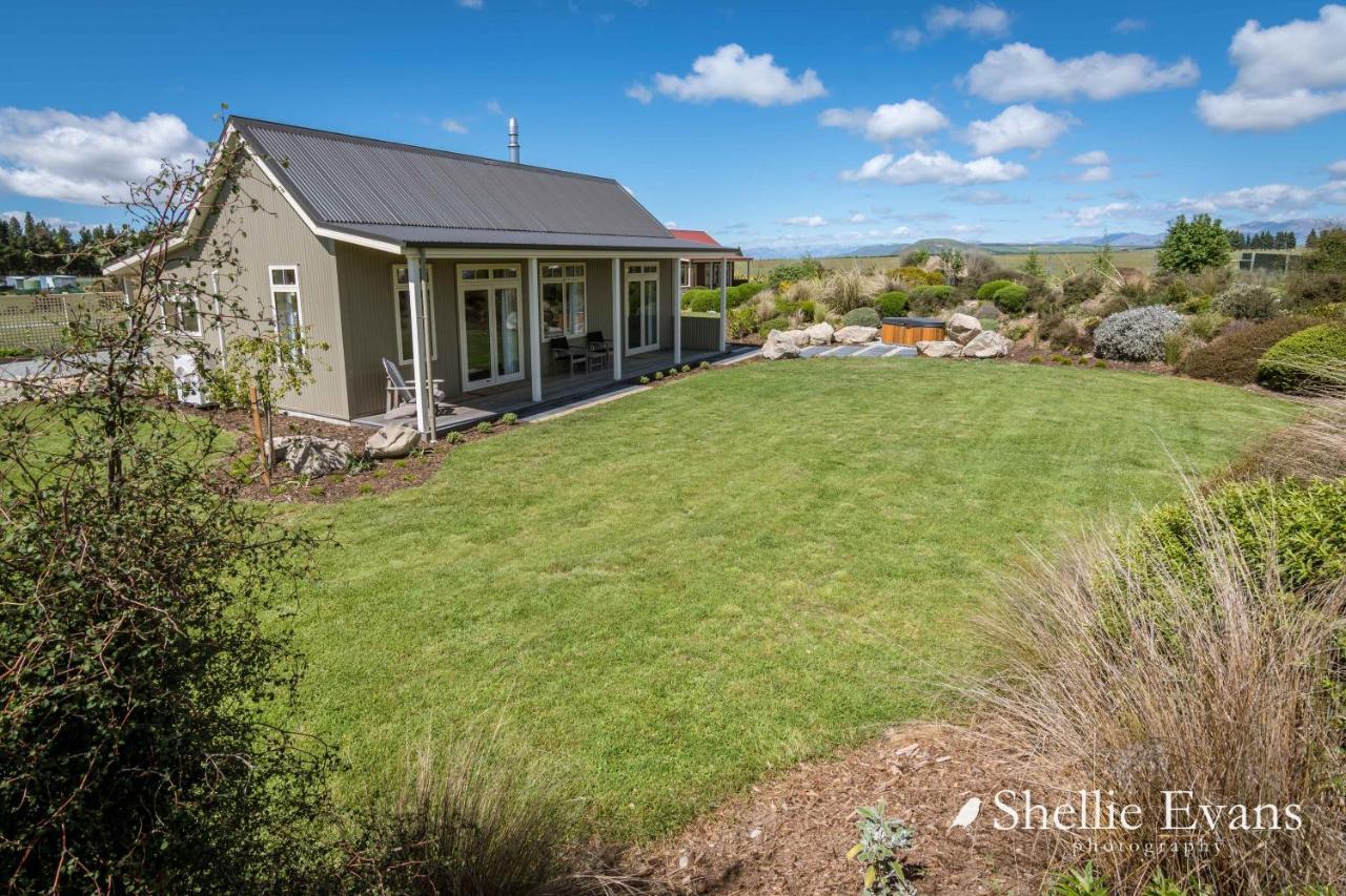 Night Sky Cottage - Kahu Cottage - Hot Tub Twizel Eksteriør billede