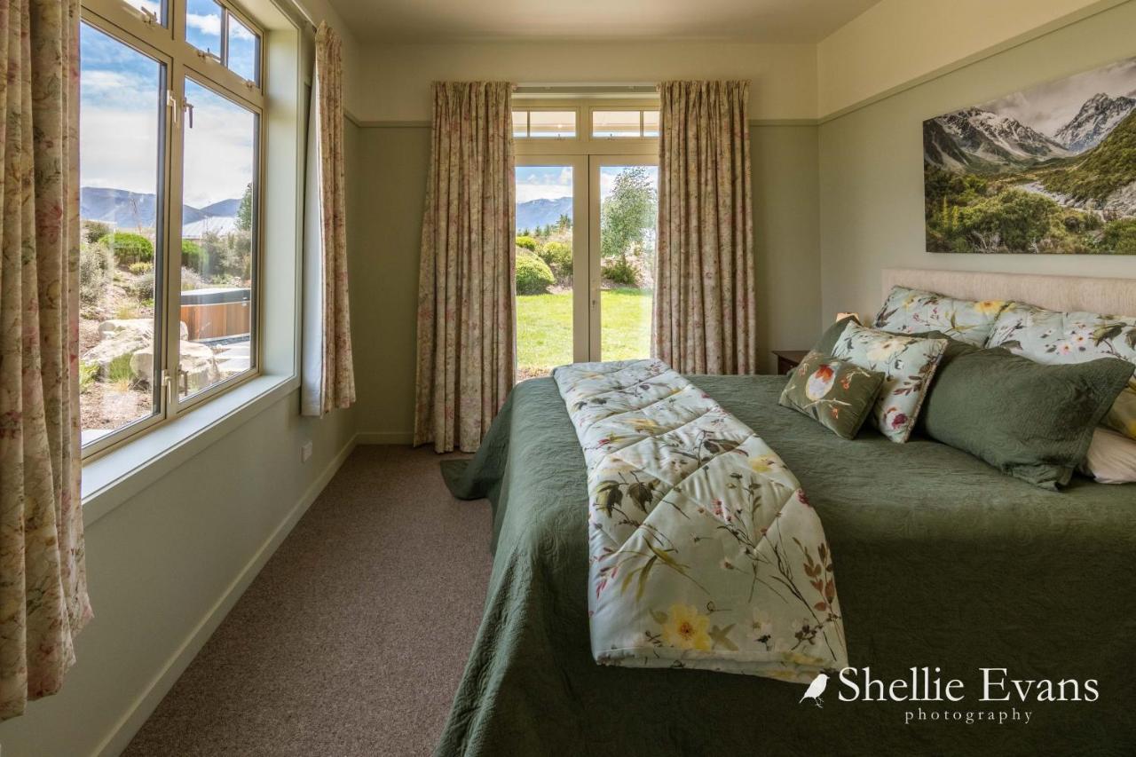 Night Sky Cottage - Kahu Cottage - Hot Tub Twizel Eksteriør billede